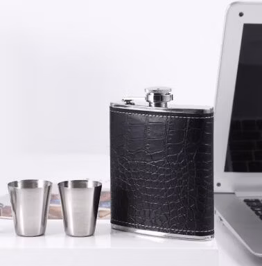 Многоцветная квадратная портативная фляга из нержавеющей стали